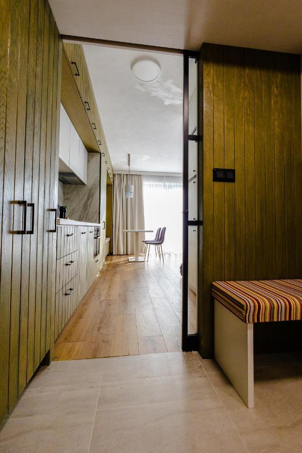Hillhome Apartment & Sauna Доновали Екстериор снимка